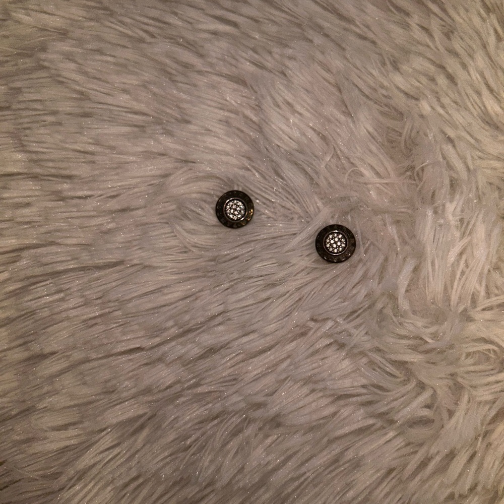 pandora earrings